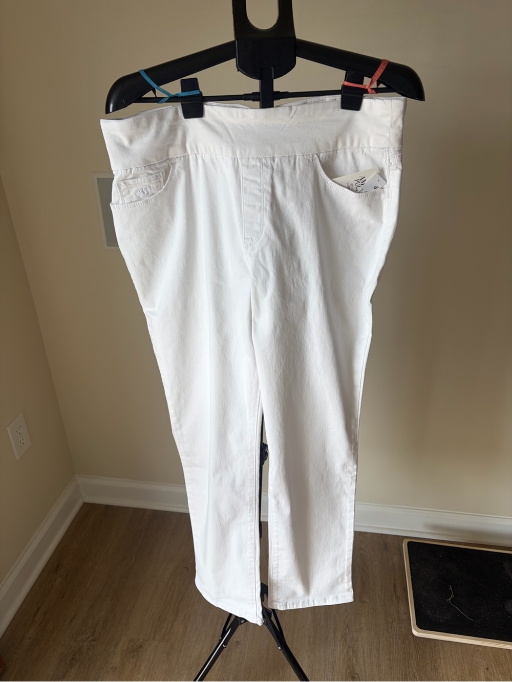 Gloria Vanderbilt Amanda Pull On Jeans Vintage White High Rise Slimming 14 NWT